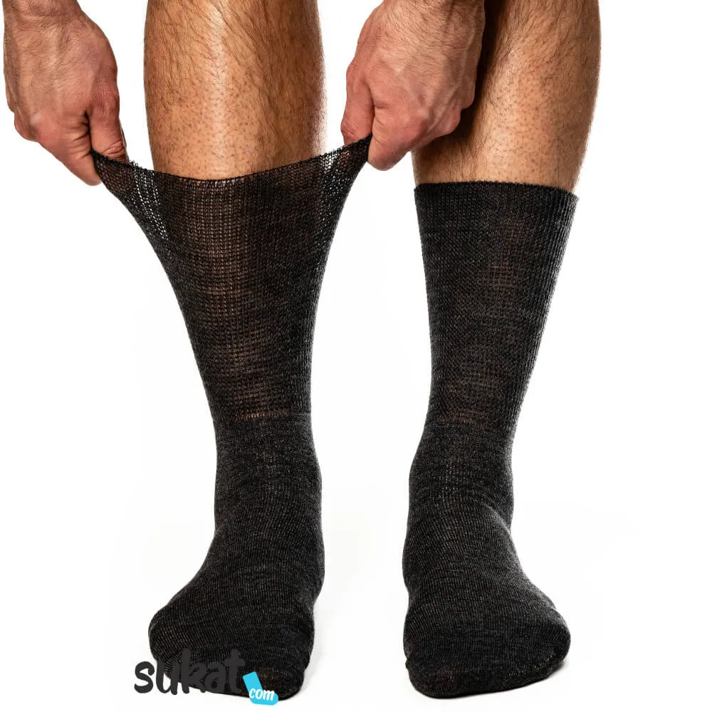 Kiristämättömät hopeamerinovillasukat Kiristämättömät hopeamerinovillasukat