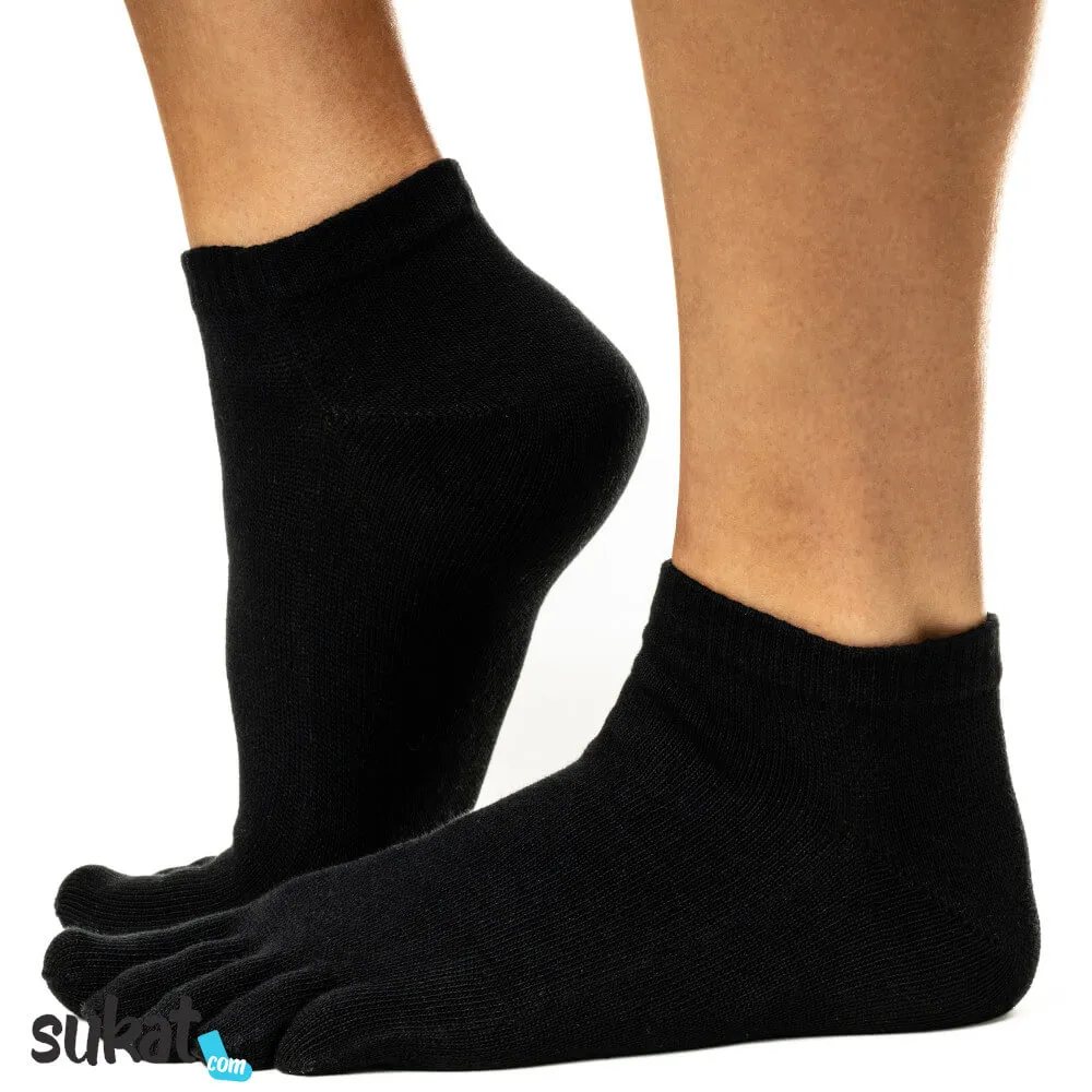 Lyhytvartiset puuvillavarvassukat Lyhytvartiset puuvillavarvassukat